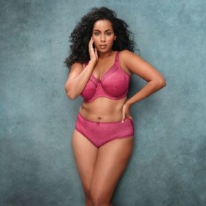 Goddess Kayla / verschiedene Farbdrucke lagernd